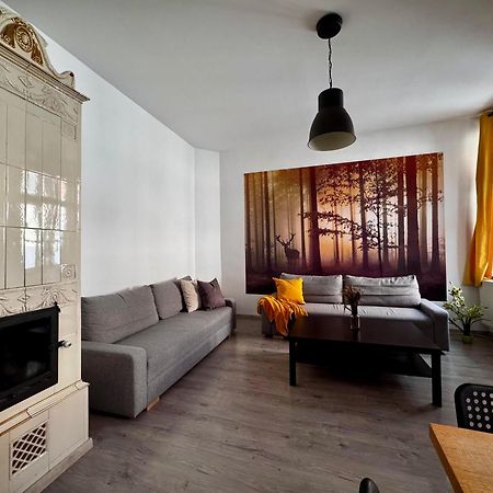 120 M2 Apartment In The Centre Of The Old Town ブラチスラヴァ エクステリア 写真