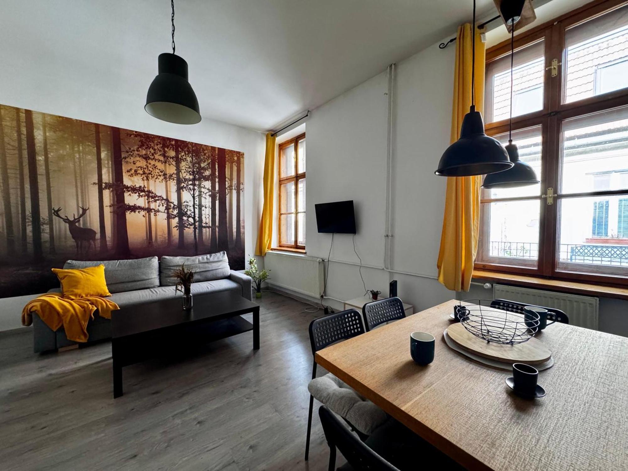 120 M2 Apartment In The Centre Of The Old Town ブラチスラヴァ エクステリア 写真
